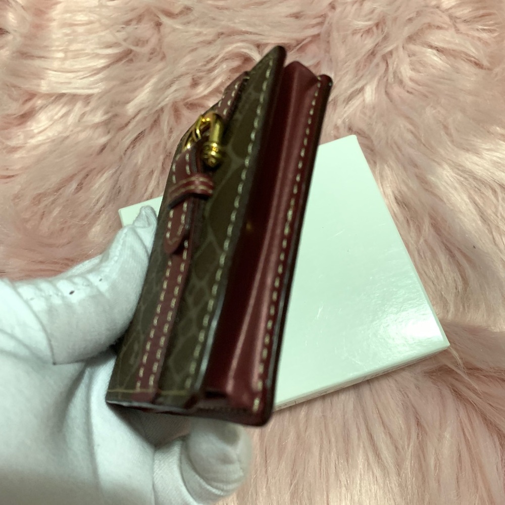 SOLD -Nina Ricci Coin Purse - Picture 2 of 7